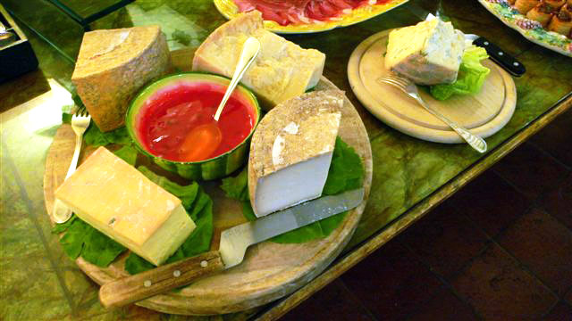 Tuscan cheese, the Pecorino