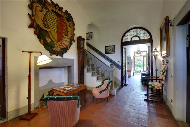 Entrance of Villa le Barone, a country house hotel in Chianti