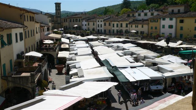  Market in Greve in Chianti, close to Villa le Barone