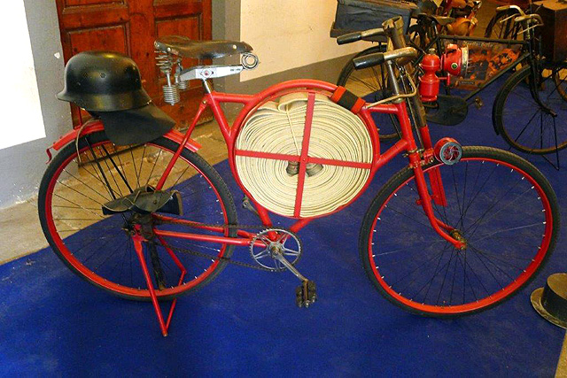 A bicycle for a fireman in Tuscany! 
