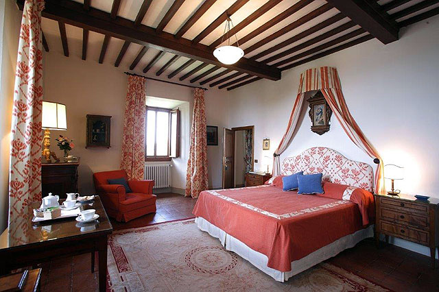 Historic hotel Villa le Barone , the former room of Marchesa Viviani Della Robbia 