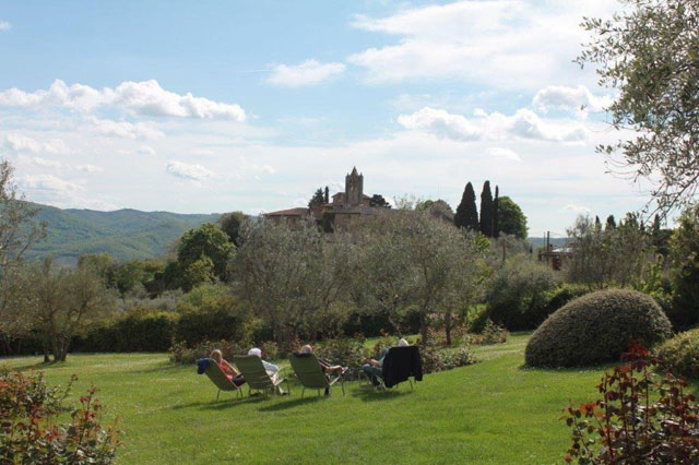 Relaxing at Villa Le Barone in Chianti 