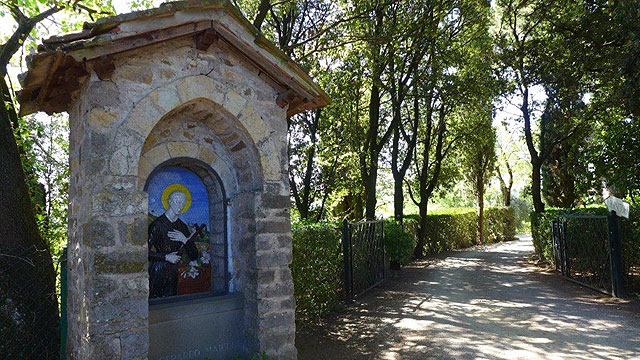Tabernacle of San Gerardo Maiella  Villa le Barone's entrance 