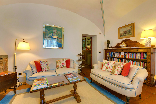 For books lovers: one of the lounge at Villa le Barone Tuscany