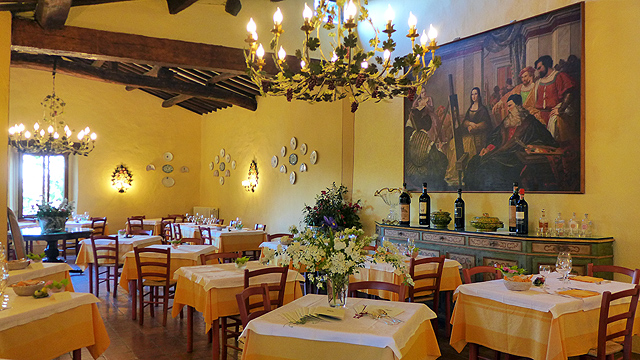 Restaurant at Villa le Barone Tuscany 